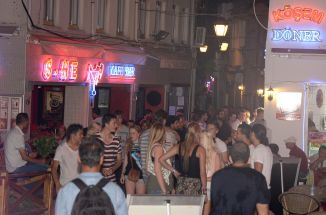 Bar None dregs 04 English in Turkey (AlKHall Bar None Dregs)